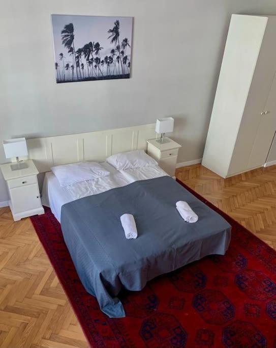 Florianska Grand Apartment 2 Krakow Exterior photo