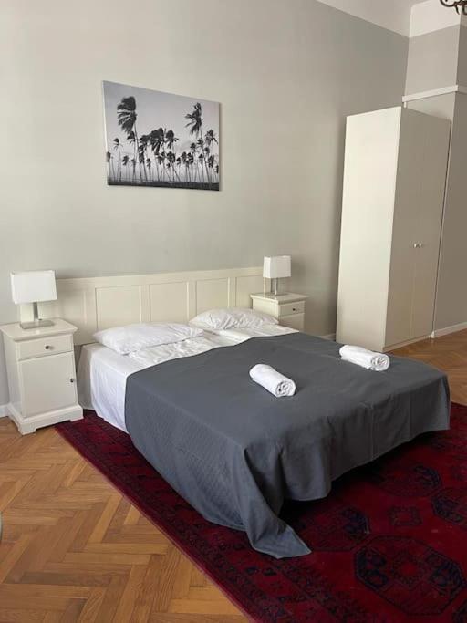 Florianska Grand Apartment 2 Krakow Exterior photo